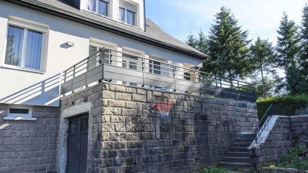 Garde corps de terrasse aluminium thermolaqué