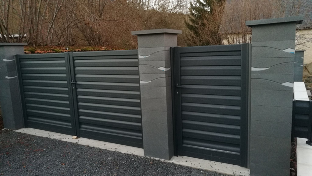 Portail et clôture aluminium thermolaqué RAL7016