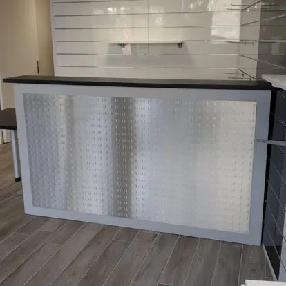 Banque d'accueil magasin