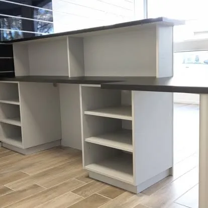 Banque d'accueil magasin