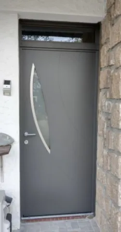 Porte d'entrée bois-aluminium