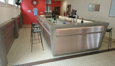 Réalisation du bar du cercle mixte Ussel