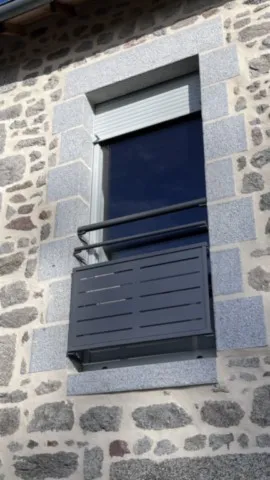 Garde corps de de baie vitrée en aluminium thermolaqué